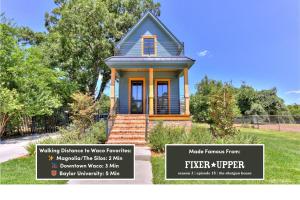 The Shotgun House from Fixer Upper - 800 5-Stars - Steps to Silos, BU, & Downtown