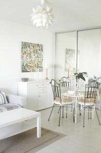 Beau 2 pièces au centre de Cannes - Parking