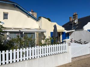 Maisons de vacances Maison de caractere au coeur de Saint Gilles Croix de Vie : photos des chambres