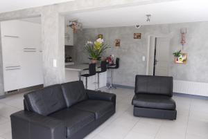 Maison au bord de mer, plage du Portmain