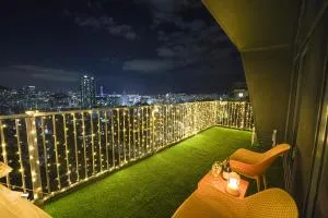 Under the Clouds - Koejŏng-ni