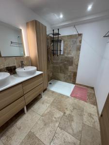 Villas VILLA Ecrin de SAZE - LUXE & SPA : photos des chambres