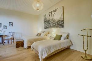 Maisons de vacances Gites Charme et Cosy avec piscine - Le Clos Boissiere : photos des chambres