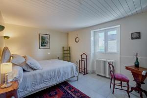 Maisons de vacances Gites Charme et Cosy avec piscine - Le Clos Boissiere : photos des chambres