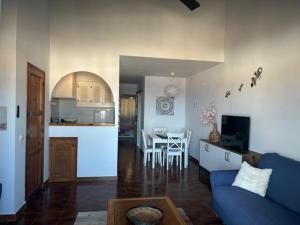House with sea views and pool in Arenal del Castell