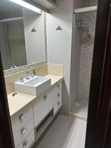 Apartamento 2 quartos com piscina em Copacabana