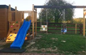 Cozy Home In Klostar Ivanic With Sauna