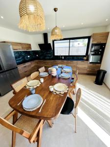 Villa exotique avec piscine - Dolce Rhôna