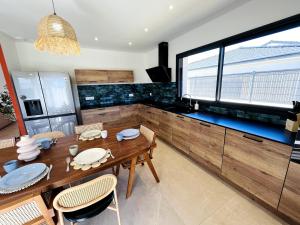 Villas Villa exotique avec piscine - Dolce Rhona : photos des chambres