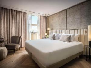 Deluxe Double or Twin Room room in NH Collection Amsterdam Grand Hotel Krasnapolsky