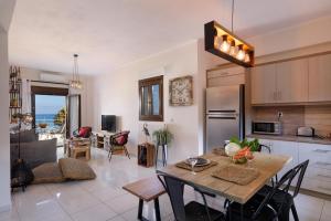 Oak Wood - Sea View Exclusive Maisonette