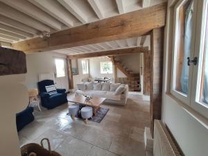 Maisons de vacances Maison renovee - jacuzzi et cheminee : photos des chambres