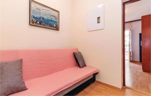 2 Bedroom Amazing Apartment In Sveti Petar