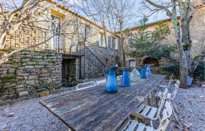 Maisons de vacances Amazing Home In Le Rouet With Wifi : photos des chambres