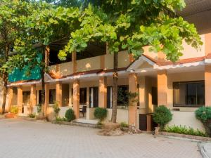 Hotel O Manori Resort