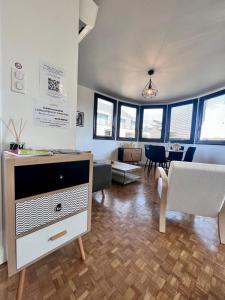 Casa #1407 - T2 Climatisé avec Balcon - Hyper Centre