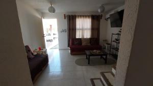 Beach house with private pool and new ac