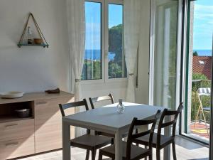 Langolo sul mare la quiete con vista sul mare