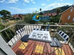 Langolo sul mare la quiete con vista sul mare - Pairola