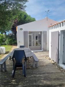 Cocon au coeur de lîle dYeu-proche centre & plages