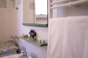 Central Seaview Apartment - 20mt From The Beach