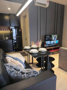 Cozy Axon Residence Bukit Bintang by Konoha Suites 1-6pax