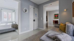 Stylish 1BDR Apt in Bairro Alto by LovelyStay