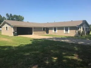 a former parsonage - Lonoke