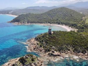 family villa, beautiful open sea view & scrubland