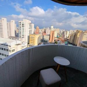 Flat Completo Suíte com Terraço, Cozinha, Garagem Manobrista Liberdade, Paraíso 24h