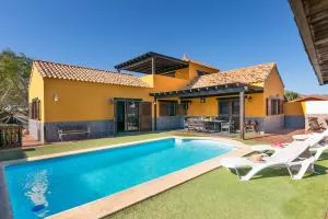 Villa Calma Private Pool La Oliva By Holidays Home - Тіндая
