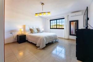 Villa Calma Private Pool La Oliva By Holidays Home