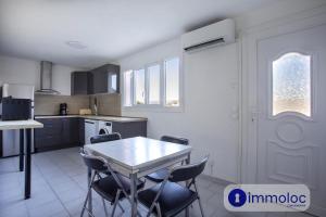 Apartment T3 air-conditioned on one level on the heights of Nice