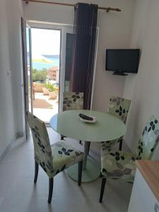 Apartment Ante 