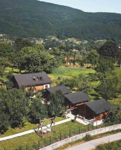 Holiday cottages with pool