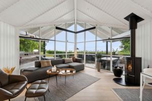 Lovely Summer House With A View And Outdoor Spa