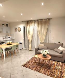 APPARTEMENT 3 pièces avec TERRASSE et JARDIN