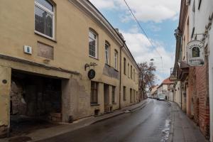 apartment with jacuzzi, old town