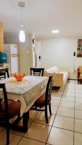 Excelente apto 2 quartos com vista para mar