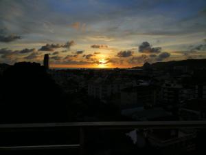 Large, Quiet Corner Condo