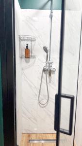 Raspberry Apartment with balcony #self check-in