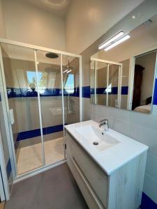 Villas Grange d-Antan -JacuzziPiscineClim -Cuzance : photos des chambres