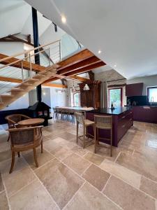 Villas Grange d-Antan -JacuzziPiscineClim -Cuzance : photos des chambres