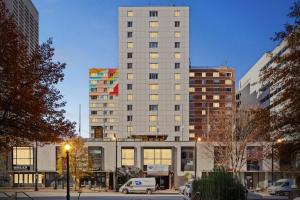 Crest At Peachtree 401 Spacious 1 Bd 1 Bth
