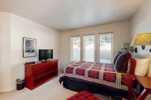 Christy Lane Condo