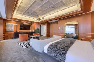 Suite with Terrace room in The Executive Suites and Events