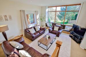 Stunning Country House - Cinema, Games Room & Hot Tub