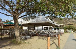 VILLAGGIO LA TONNARA OLIVERI trilocale con patio n 124
