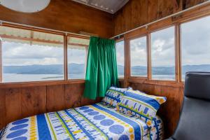 Hermosa cabaña con vista al Embalse de Tomine