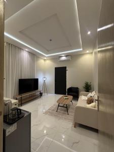 شقة غرفة وصالة بمدخل خاص بالنرجس